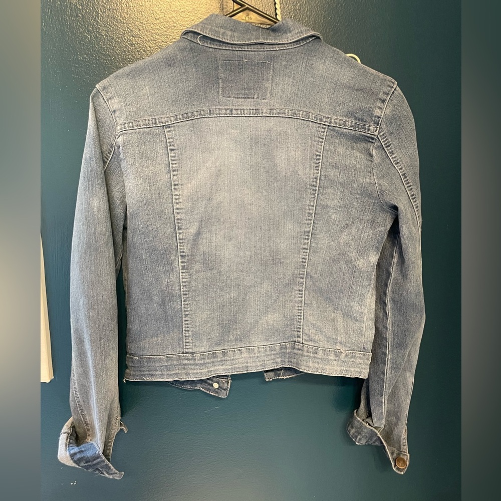 jean jacket fitted with pockets - Picture 3 of 3